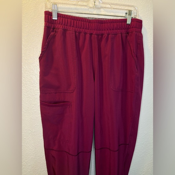 Scrubstar Scrub Set - Picture 2 of 9